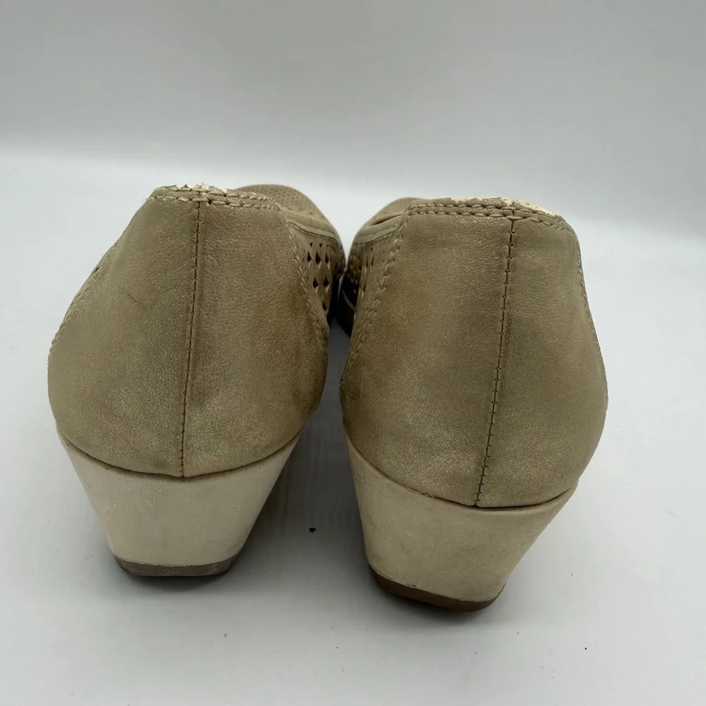 Naturalizer Brina Gold‎ Perforated Wedge Pumps Shoes Womens 7.5M